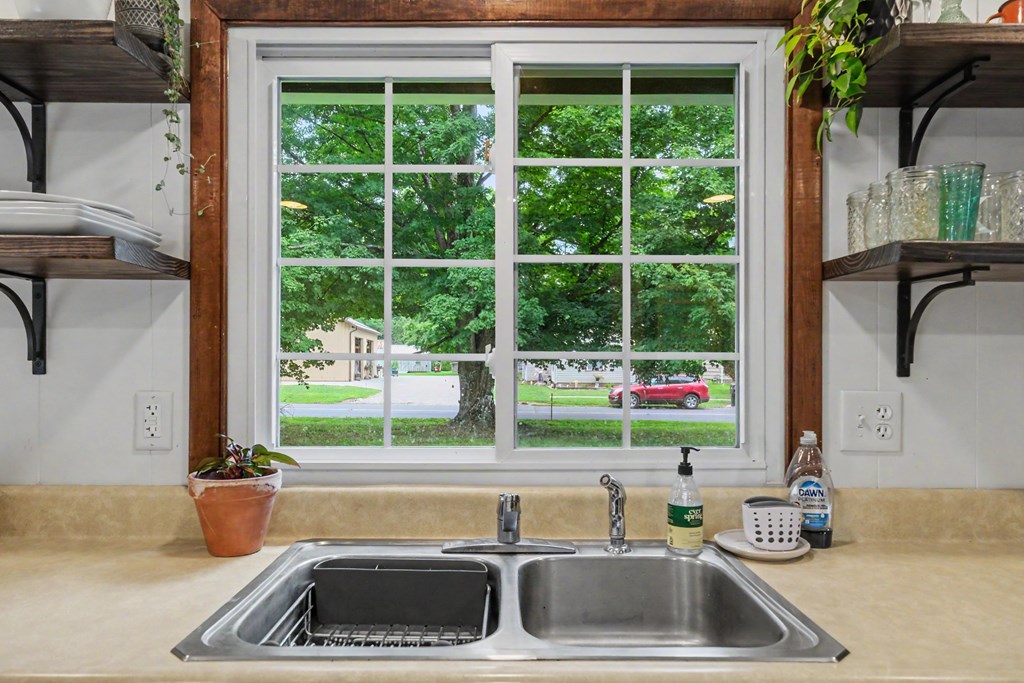 193 West Elm Street, Butler, Ohio 44822, 3 Bedrooms Bedrooms, ,1 BathroomBathrooms,Residential,For Sale,West Elm Street,20100132