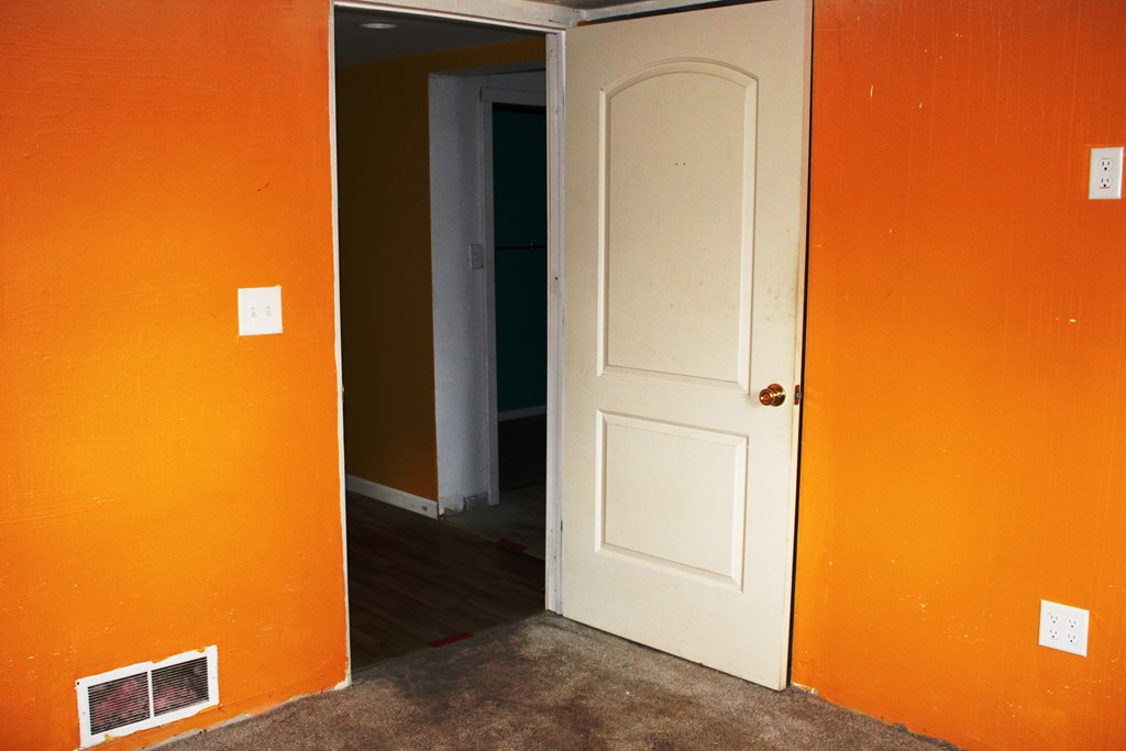 630 Fleming Falls Rd, Mansfield, Ohio 44905, 2 Bedrooms Bedrooms, ,1 BathroomBathrooms,Residential,For Sale,Fleming Falls Rd,20100143