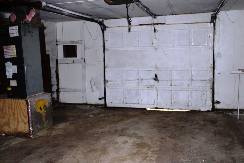630 Fleming Falls Rd, Mansfield, Ohio 44905, 2 Bedrooms Bedrooms, ,1 BathroomBathrooms,Residential,For Sale,Fleming Falls Rd,20100143