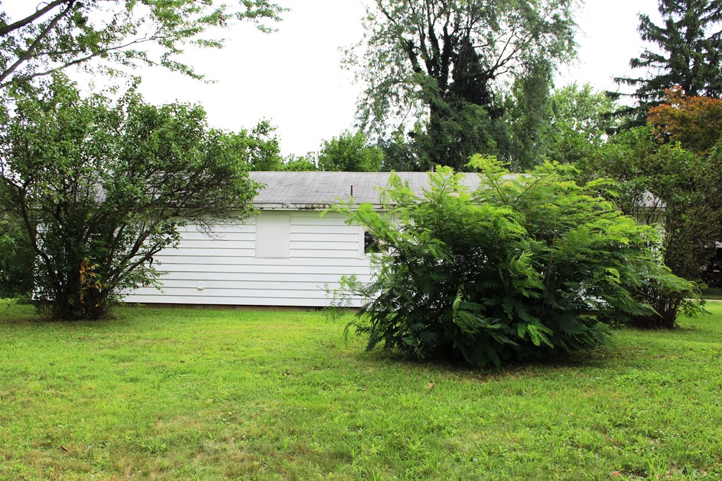 630 Fleming Falls Rd, Mansfield, Ohio 44905, 2 Bedrooms Bedrooms, ,1 BathroomBathrooms,Residential,For Sale,Fleming Falls Rd,20100143