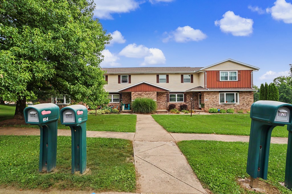 824 Red Oak Trail, Mansfield, Ohio 44904, 2 Bedrooms Bedrooms, ,1 BathroomBathrooms,Residential,For Sale,Red Oak Trail,20100146 824 Red Oak Trail, Mansfield, Ohio 44904, 2 Bedrooms Bedrooms, ,1 BathroomBathrooms,Residential,For Sale,Red Oak Trail,20100146