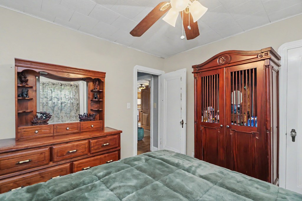 313 Bartley Ave, Mansfield, Ohio 44903, 3 Bedrooms Bedrooms, ,1 BathroomBathrooms,Residential,For Sale,Bartley Ave,20100152