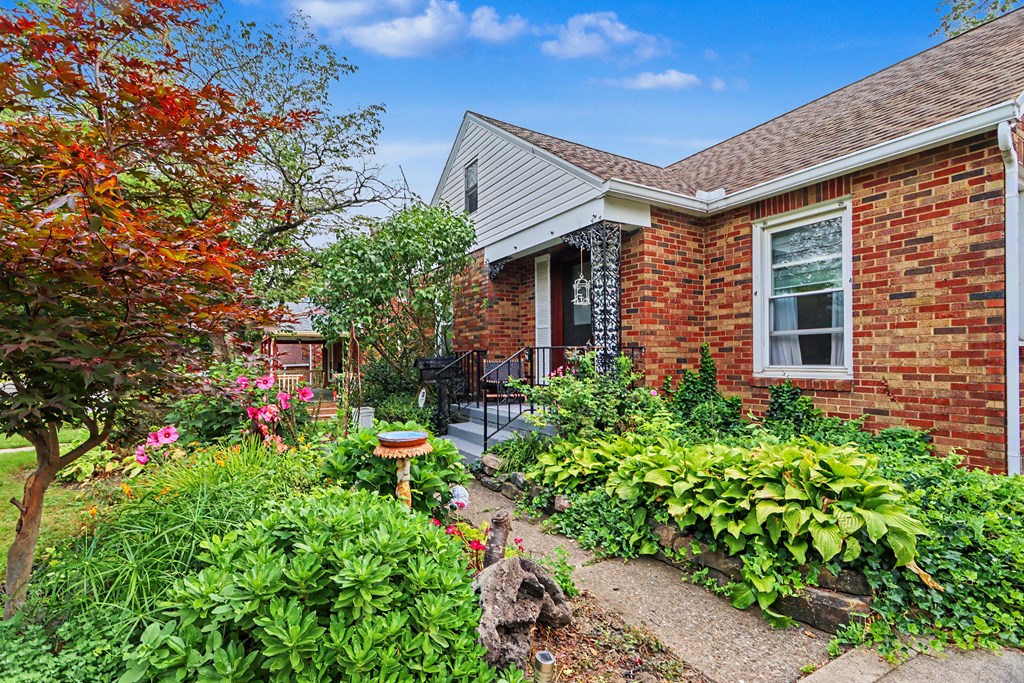 313 Bartley Ave, Mansfield, Ohio 44903, 3 Bedrooms Bedrooms, ,1 BathroomBathrooms,Residential,For Sale,Bartley Ave,20100152