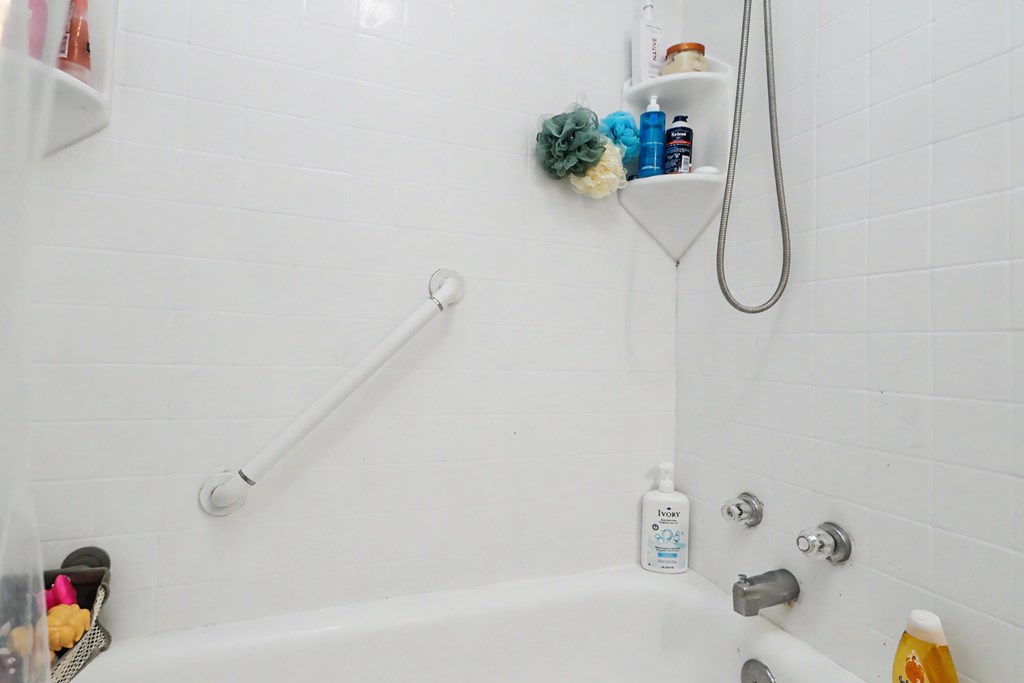 200 Essex Road, Lexington, Ohio 44904, 3 Bedrooms Bedrooms, ,1 BathroomBathrooms,Residential,For Sale,Essex Road,20100156 200 Essex Road, Lexington, Ohio 44904, 3 Bedrooms Bedrooms, ,1 BathroomBathrooms,Residential,For Sale,Essex Road,20100156