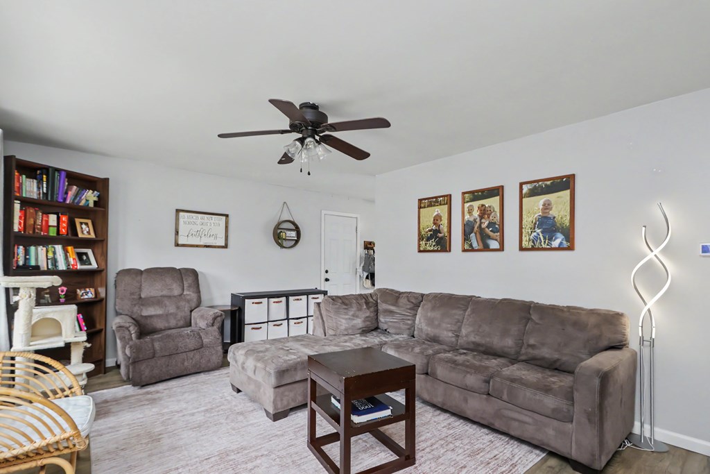 200 Essex Road, Lexington, Ohio 44904, 3 Bedrooms Bedrooms, ,1 BathroomBathrooms,Residential,For Sale,Essex Road,20100156 200 Essex Road, Lexington, Ohio 44904, 3 Bedrooms Bedrooms, ,1 BathroomBathrooms,Residential,For Sale,Essex Road,20100156