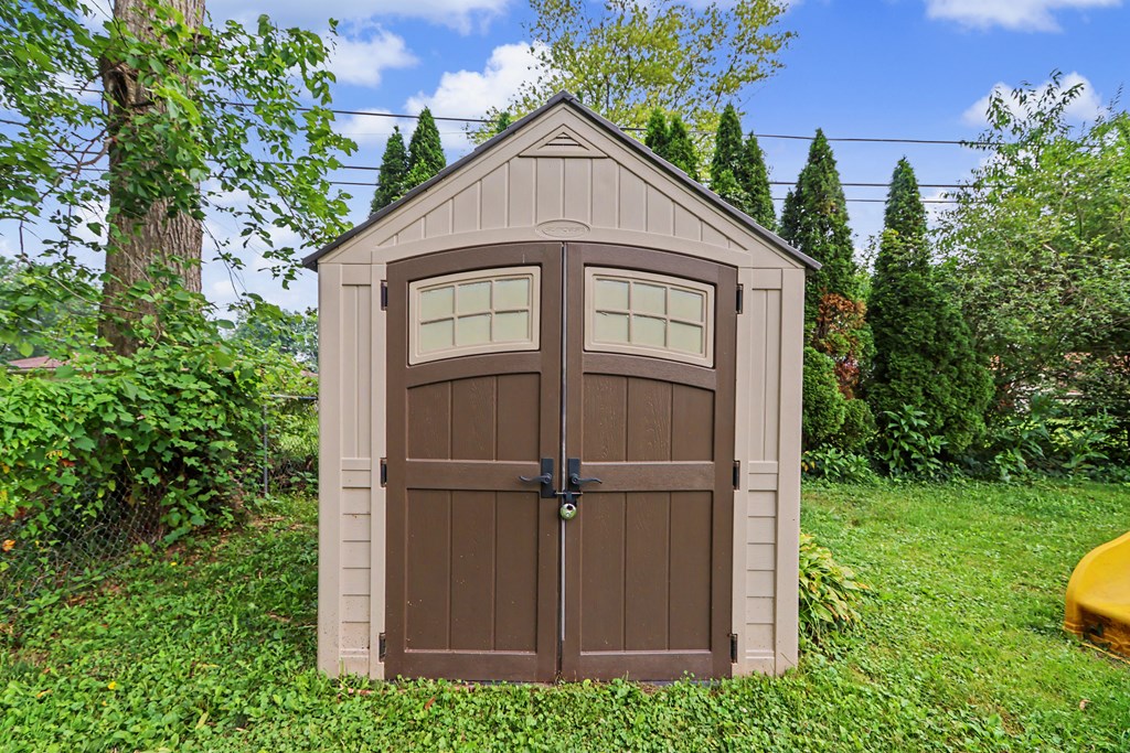 200 Essex Road, Lexington, Ohio 44904, 3 Bedrooms Bedrooms, ,1 BathroomBathrooms,Residential,For Sale,Essex Road,20100156 200 Essex Road, Lexington, Ohio 44904, 3 Bedrooms Bedrooms, ,1 BathroomBathrooms,Residential,For Sale,Essex Road,20100156