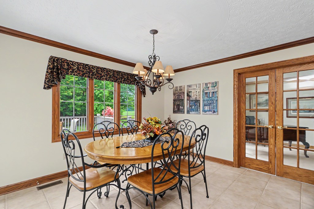 267 Camelot Lane, Ontario, Ohio 44903, 4 Bedrooms Bedrooms, ,3 BathroomsBathrooms,Residential,For Sale,Camelot Lane,20100168