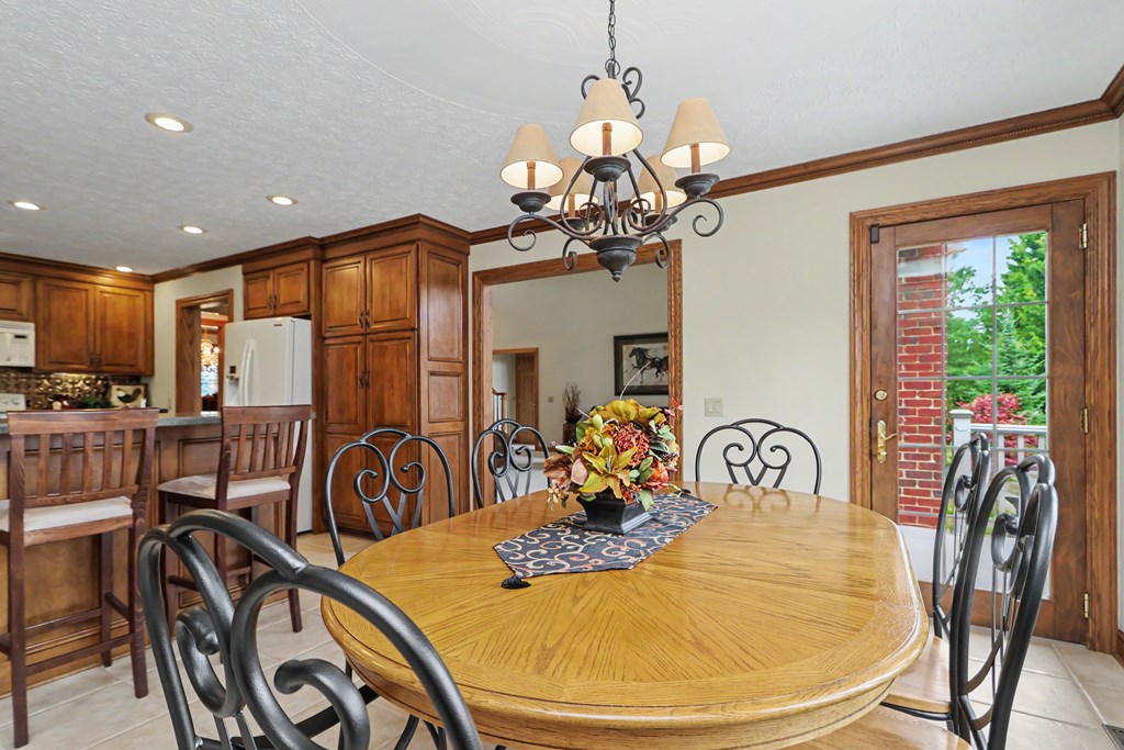 267 Camelot Lane, Ontario, Ohio 44903, 4 Bedrooms Bedrooms, ,3 BathroomsBathrooms,Residential,For Sale,Camelot Lane,20100168
