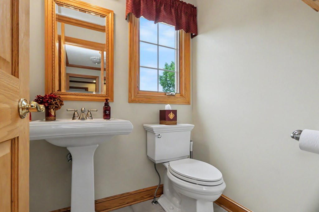 267 Camelot Lane, Ontario, Ohio 44903, 4 Bedrooms Bedrooms, ,3 BathroomsBathrooms,Residential,For Sale,Camelot Lane,20100168