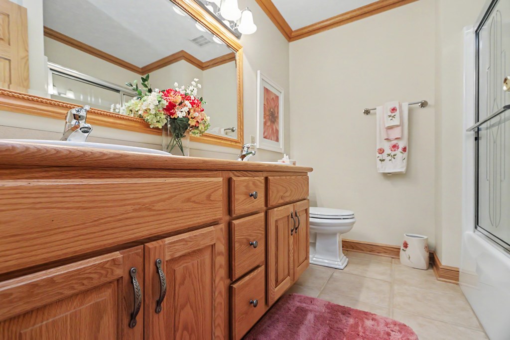 267 Camelot Lane, Ontario, Ohio 44903, 4 Bedrooms Bedrooms, ,3 BathroomsBathrooms,Residential,For Sale,Camelot Lane,20100168