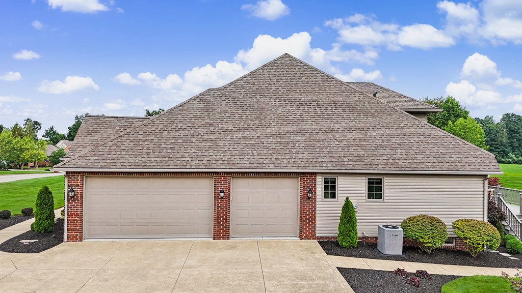 267 Camelot Lane, Ontario, Ohio 44903, 4 Bedrooms Bedrooms, ,3 BathroomsBathrooms,Residential,For Sale,Camelot Lane,20100168