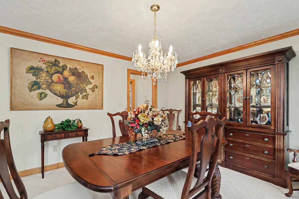 267 Camelot Lane, Ontario, Ohio 44903, 4 Bedrooms Bedrooms, ,3 BathroomsBathrooms,Residential,For Sale,Camelot Lane,20100168