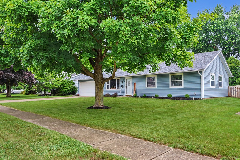 240 Oxford Road, Lexington, Ohio 44904, 3 Bedrooms Bedrooms, ,1 BathroomBathrooms,Residential,For Sale,Oxford Road,20100170 240 Oxford Road, Lexington, Ohio 44904, 3 Bedrooms Bedrooms, ,1 BathroomBathrooms,Residential,For Sale,Oxford Road,20100170