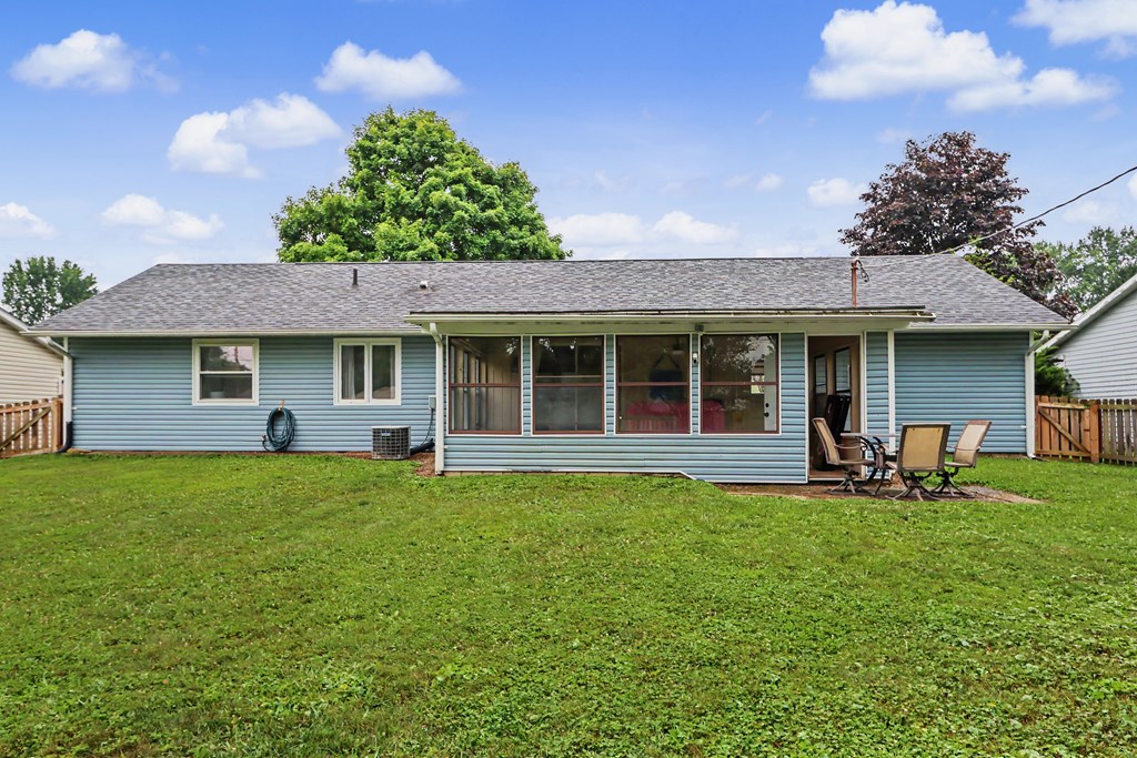 240 Oxford Road, Lexington, Ohio 44904, 3 Bedrooms Bedrooms, ,1 BathroomBathrooms,Residential,For Sale,Oxford Road,20100170 240 Oxford Road, Lexington, Ohio 44904, 3 Bedrooms Bedrooms, ,1 BathroomBathrooms,Residential,For Sale,Oxford Road,20100170