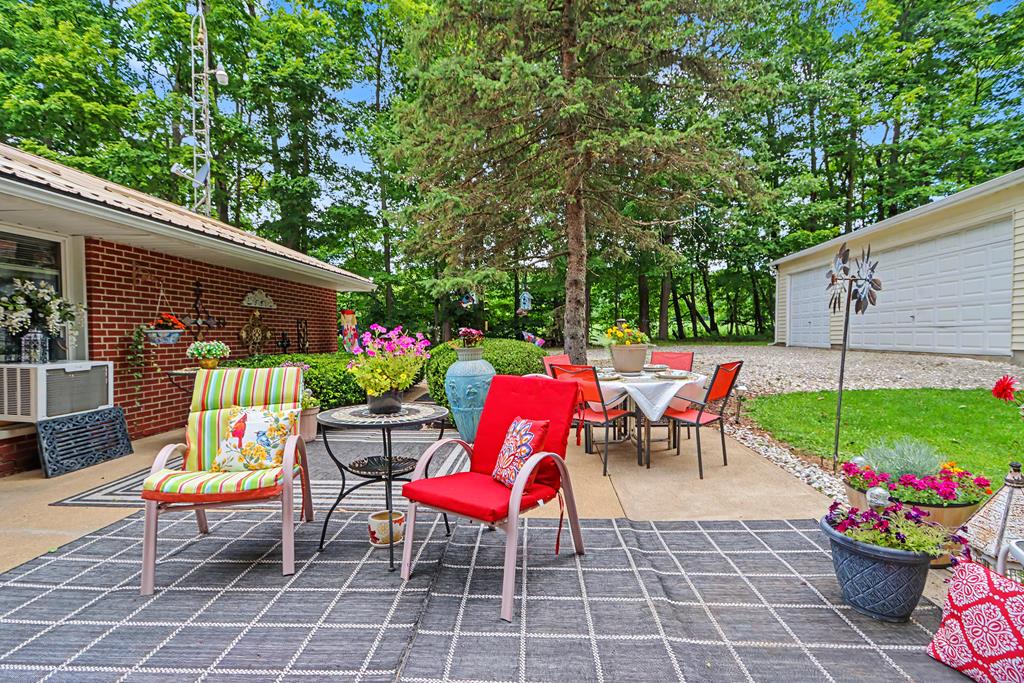 524 State Route 314 North, Ontario, Ohio 44903, 2 Bedrooms Bedrooms, ,1 BathroomBathrooms,Residential,For Sale,State Route 314 North,20100181