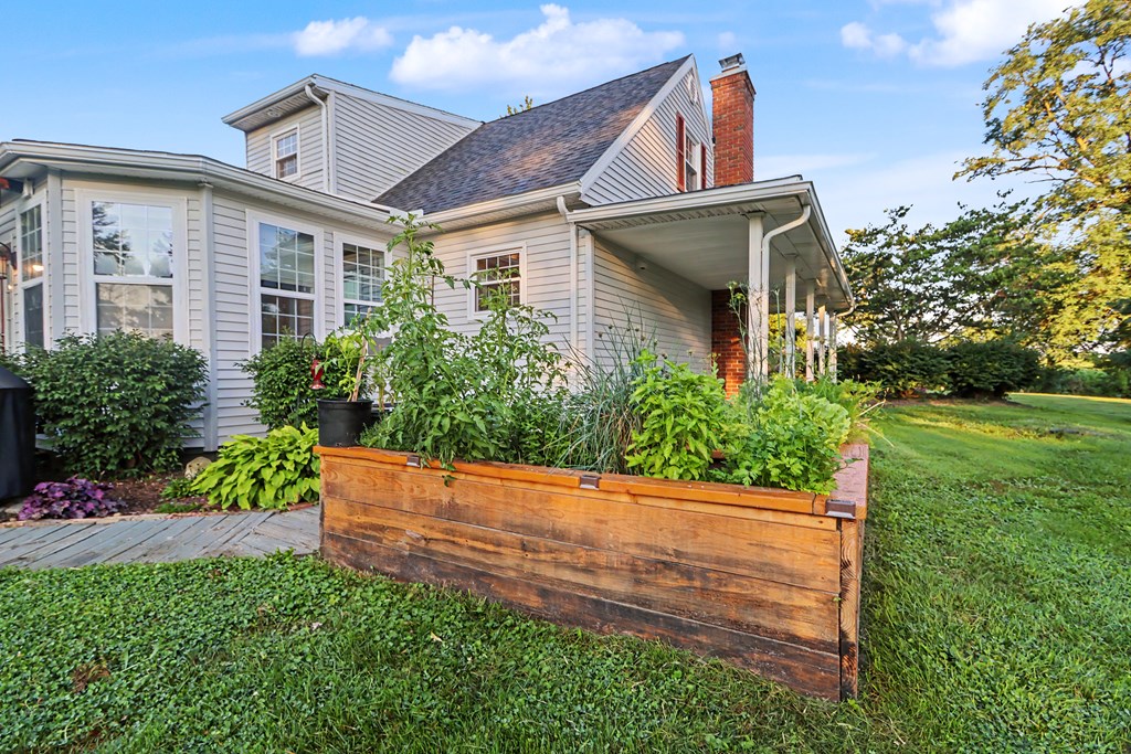 2239 Woodville Rd, Mansfield, Ohio 44903, 3 Bedrooms Bedrooms, ,2 BathroomsBathrooms,Residential,For Sale,Woodville Rd,20100191