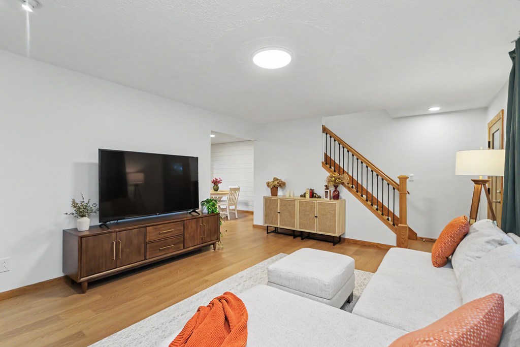 2239 Woodville Rd, Mansfield, Ohio 44903, 3 Bedrooms Bedrooms, ,2 BathroomsBathrooms,Residential,For Sale,Woodville Rd,20100191