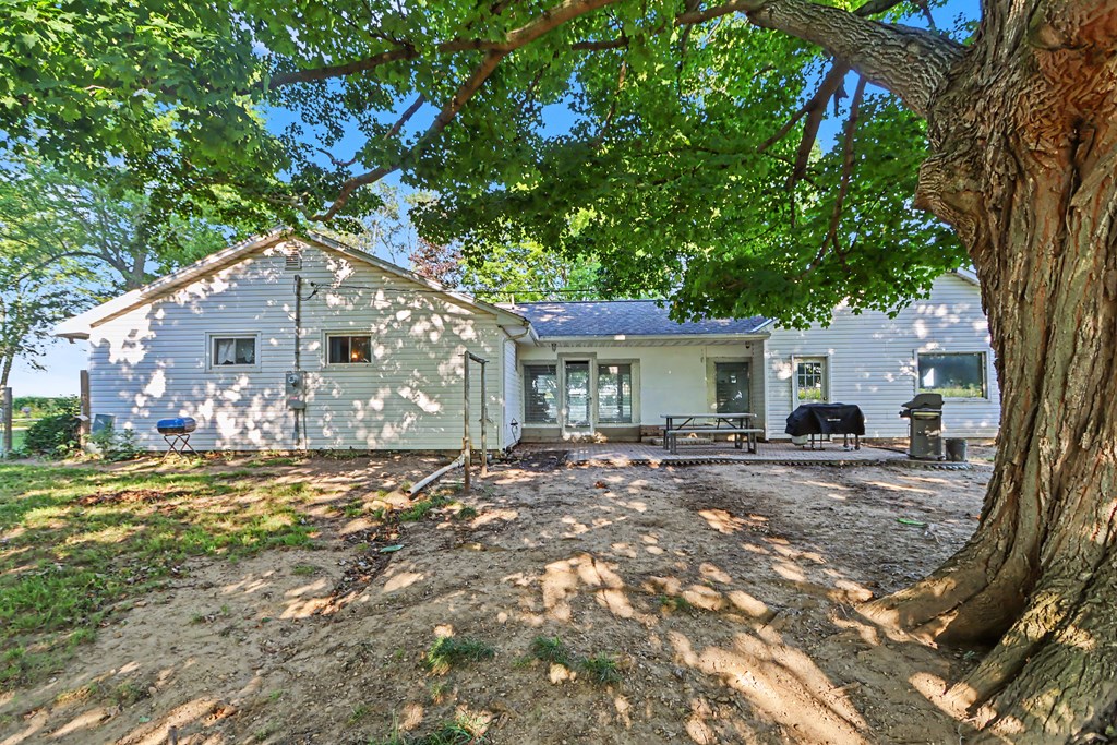 3591 Holmes Center Road, Bucyrus, Ohio 44820, 3 Bedrooms Bedrooms, ,1 BathroomBathrooms,Residential,For Sale,Holmes Center Road,20100196