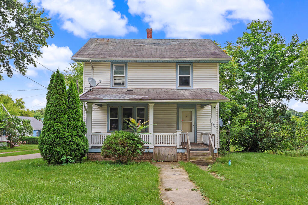129 West Fifth Street, Mansfield, Ohio 44903, 3 Bedrooms Bedrooms, ,1 BathroomBathrooms,Residential,For Sale,West Fifth Street,20100207