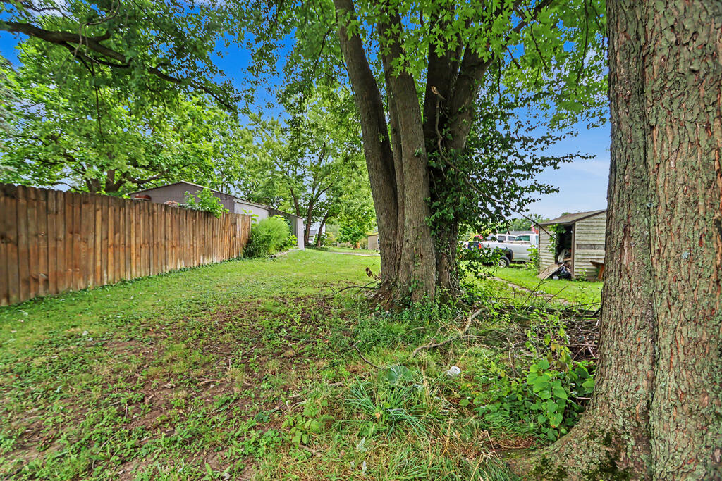 129 West Fifth Street, Mansfield, Ohio 44903, 3 Bedrooms Bedrooms, ,1 BathroomBathrooms,Residential,For Sale,West Fifth Street,20100207