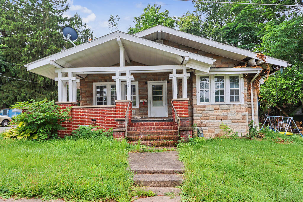 129 West Fifth Street, Mansfield, Ohio 44903, 3 Bedrooms Bedrooms, ,1 BathroomBathrooms,Residential,For Sale,West Fifth Street,20100207