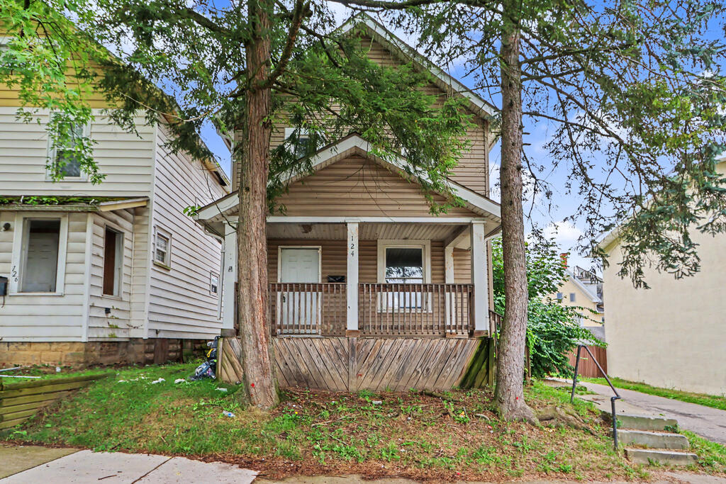 129 West Fifth Street, Mansfield, Ohio 44903, 3 Bedrooms Bedrooms, ,1 BathroomBathrooms,Residential,For Sale,West Fifth Street,20100207