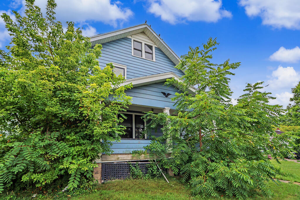 129 West Fifth Street, Mansfield, Ohio 44903, 3 Bedrooms Bedrooms, ,1 BathroomBathrooms,Residential,For Sale,West Fifth Street,20100207