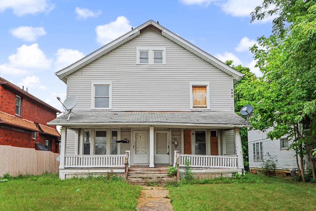 129 West Fifth Street, Mansfield, Ohio 44903, 3 Bedrooms Bedrooms, ,1 BathroomBathrooms,Residential,For Sale,West Fifth Street,20100207