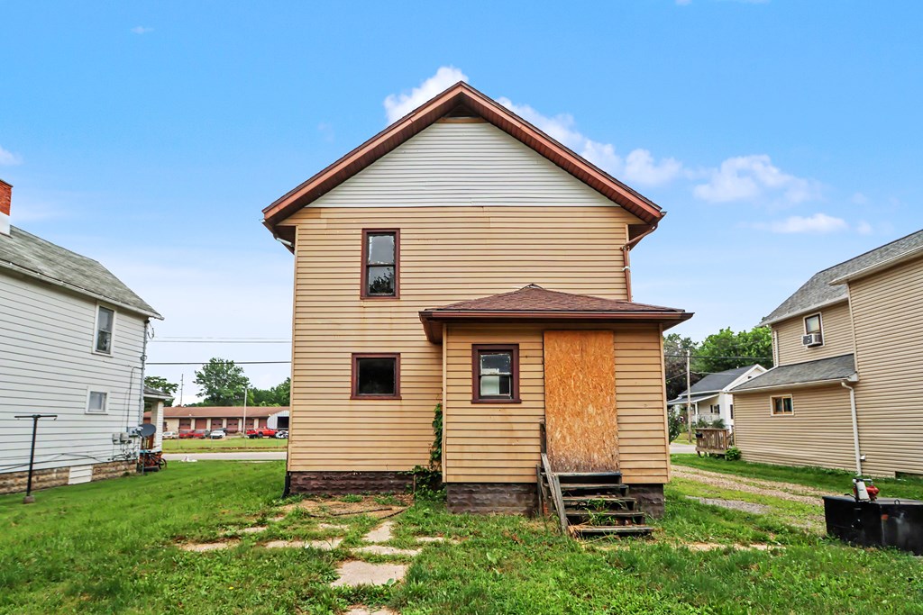 348 Grace Street, Mansfield, Ohio 44902, 3 Bedrooms Bedrooms, ,2 BathroomsBathrooms,Residential,For Sale,Grace Street,20100211