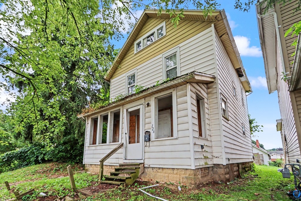 126 South Franklin, Mansfield, Ohio 44902, 3 Bedrooms Bedrooms, ,1 BathroomBathrooms,Residential,For Sale,South Franklin,20100206 126 South Franklin, Mansfield, Ohio 44902, 3 Bedrooms Bedrooms, ,1 BathroomBathrooms,Residential,For Sale,South Franklin,20100206