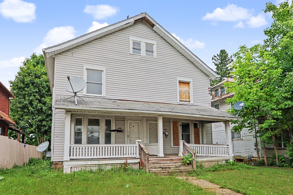 424 - 426 West Fifth Street, Mansfield, Ohio 44902, 6 Bedrooms Bedrooms, ,Residential Income,For Sale,- 426 West Fifth Street,20100215 424 - 426 West Fifth Street, Mansfield, Ohio 44902, 6 Bedrooms Bedrooms, ,Residential Income,For Sale,- 426 West Fifth Street,20100215