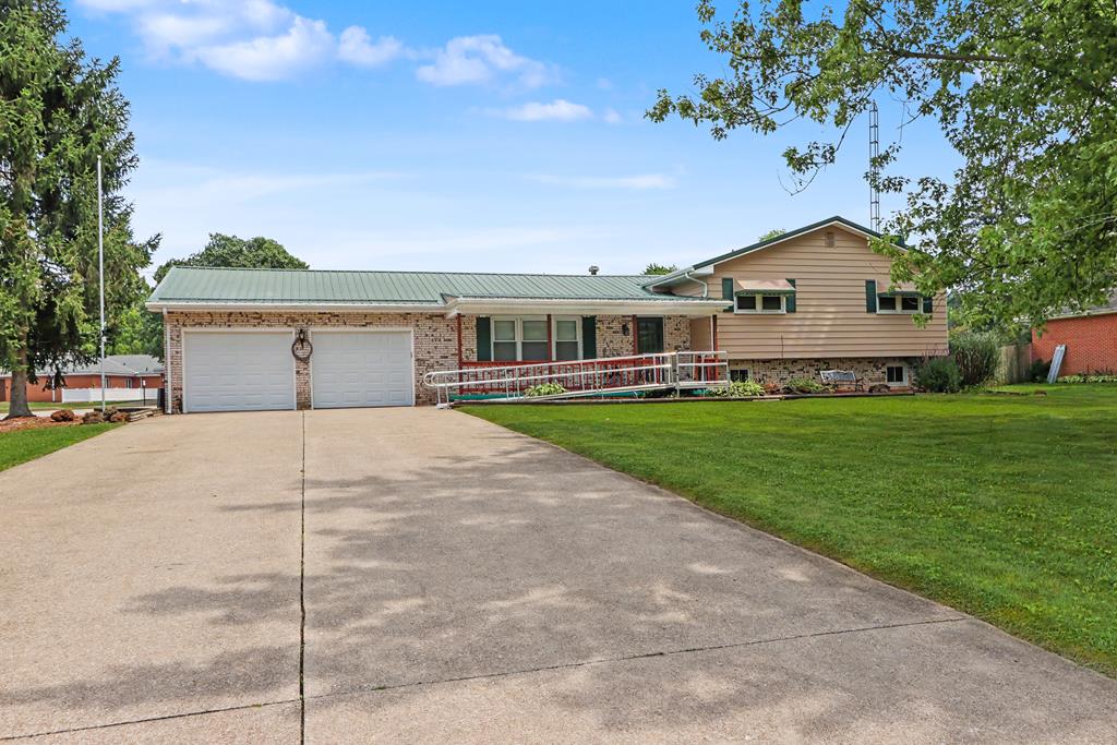 105 Homewood Road, Ontario, Ohio 44906, 4 Bedrooms Bedrooms, ,2 BathroomsBathrooms,Residential,For Sale,Homewood Road,20100219