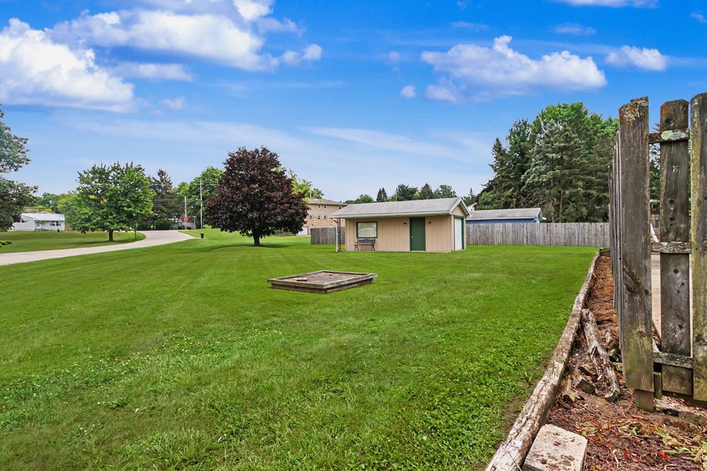 105 Homewood Road, Ontario, Ohio 44906, 4 Bedrooms Bedrooms, ,2 BathroomsBathrooms,Residential,For Sale,Homewood Road,20100219