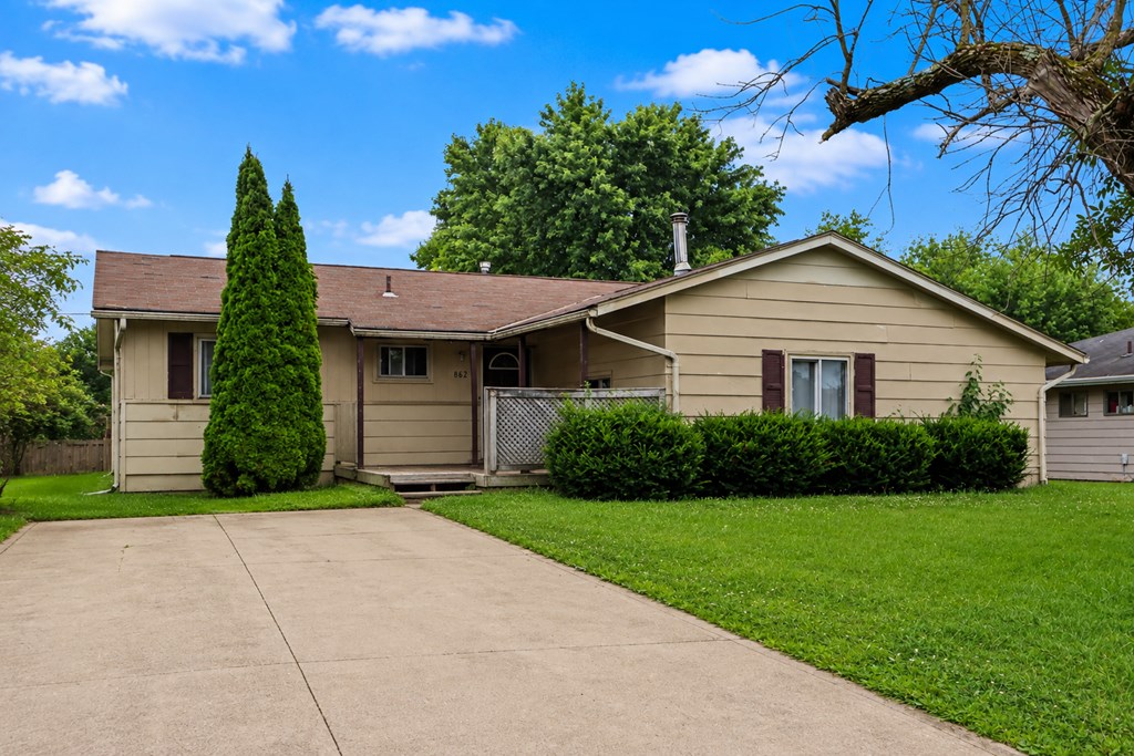 862 Mcpherson Street, Mansfield, Ohio 44903, 3 Bedrooms Bedrooms, ,1 BathroomBathrooms,Residential,For Sale,Mcpherson Street,20100233 862 Mcpherson Street, Mansfield, Ohio 44903, 3 Bedrooms Bedrooms, ,1 BathroomBathrooms,Residential,For Sale,Mcpherson Street,20100233