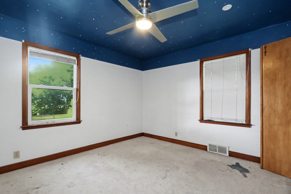 683 Sunset Boulevard, Mansfield, Ohio 44907, 2 Bedrooms Bedrooms, ,1 BathroomBathrooms,Residential,For Sale,Sunset Boulevard,20100235