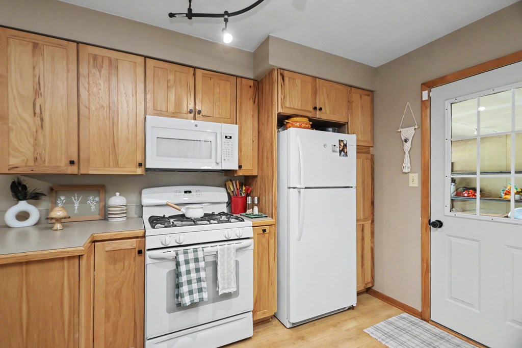 1453 Rosedale Ave, Bucyrus, Ohio 44820, 3 Bedrooms Bedrooms, ,2 BathroomsBathrooms,Residential,For Sale,Rosedale Ave,20100238