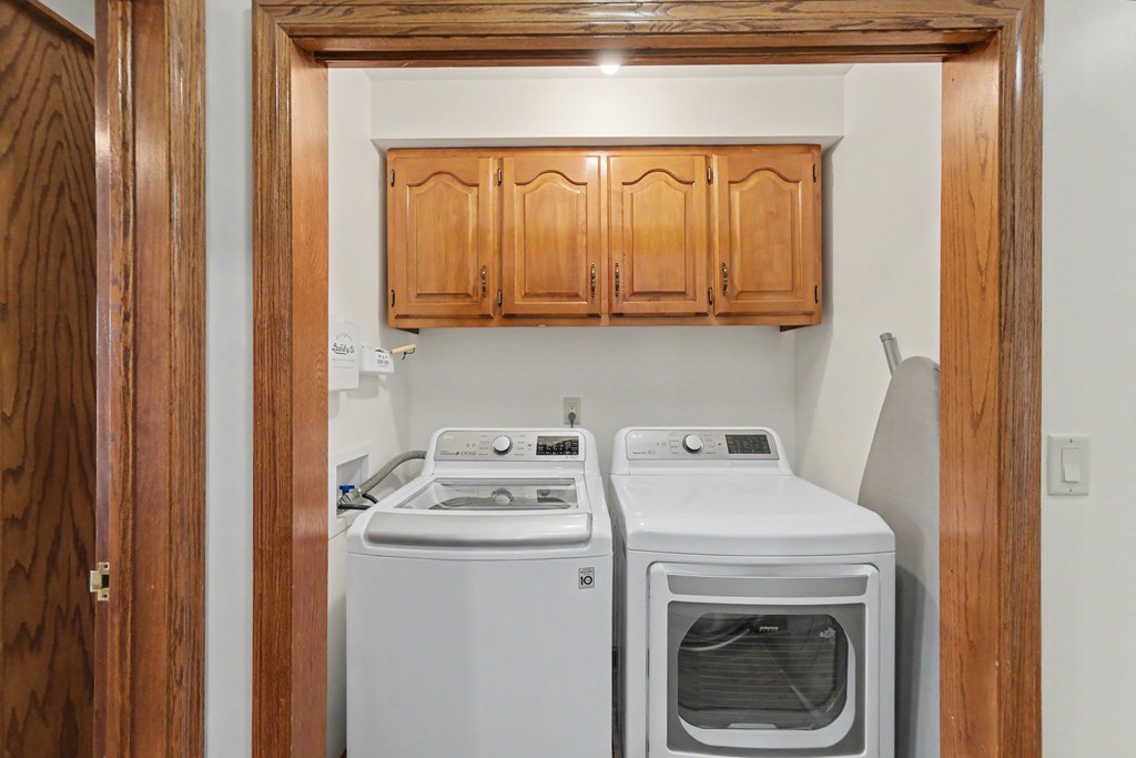 1607 Olde Post Road, Ashland, Ohio 44805, 4 Bedrooms Bedrooms, ,3 BathroomsBathrooms,Residential,For Sale,Olde Post Road,20100240 1607 Olde Post Road, Ashland, Ohio 44805, 4 Bedrooms Bedrooms, ,3 BathroomsBathrooms,Residential,For Sale,Olde Post Road,20100240