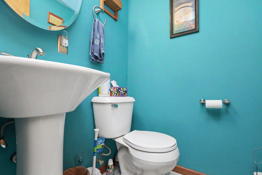 997 Laver Road, Mansfield, Ohio 44905, 4 Bedrooms Bedrooms, ,2 BathroomsBathrooms,Residential,For Sale,Laver Road,20100239