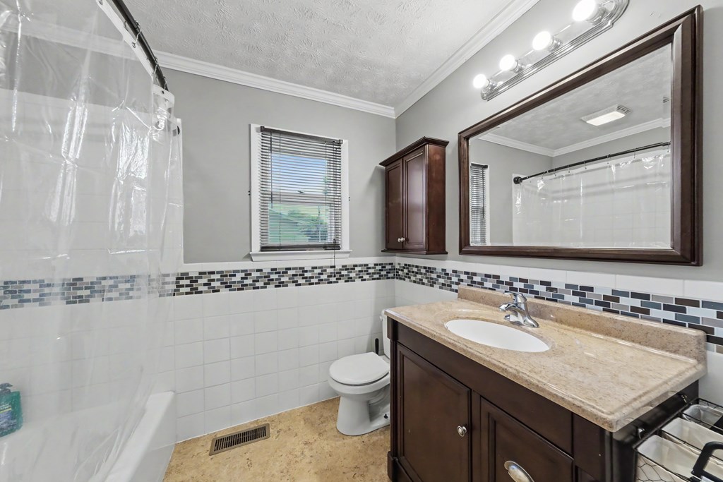 268 Terrence Drive, Bellefontaine, Ohio 43311, 3 Bedrooms Bedrooms, ,1 BathroomBathrooms,Residential,For Sale,Terrence Drive,20100258 268 Terrence Drive, Bellefontaine, Ohio 43311, 3 Bedrooms Bedrooms, ,1 BathroomBathrooms,Residential,For Sale,Terrence Drive,20100258