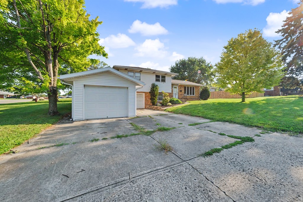 268 Terrence Drive, Bellefontaine, Ohio 43311, 3 Bedrooms Bedrooms, ,1 BathroomBathrooms,Residential,For Sale,Terrence Drive,20100258 268 Terrence Drive, Bellefontaine, Ohio 43311, 3 Bedrooms Bedrooms, ,1 BathroomBathrooms,Residential,For Sale,Terrence Drive,20100258