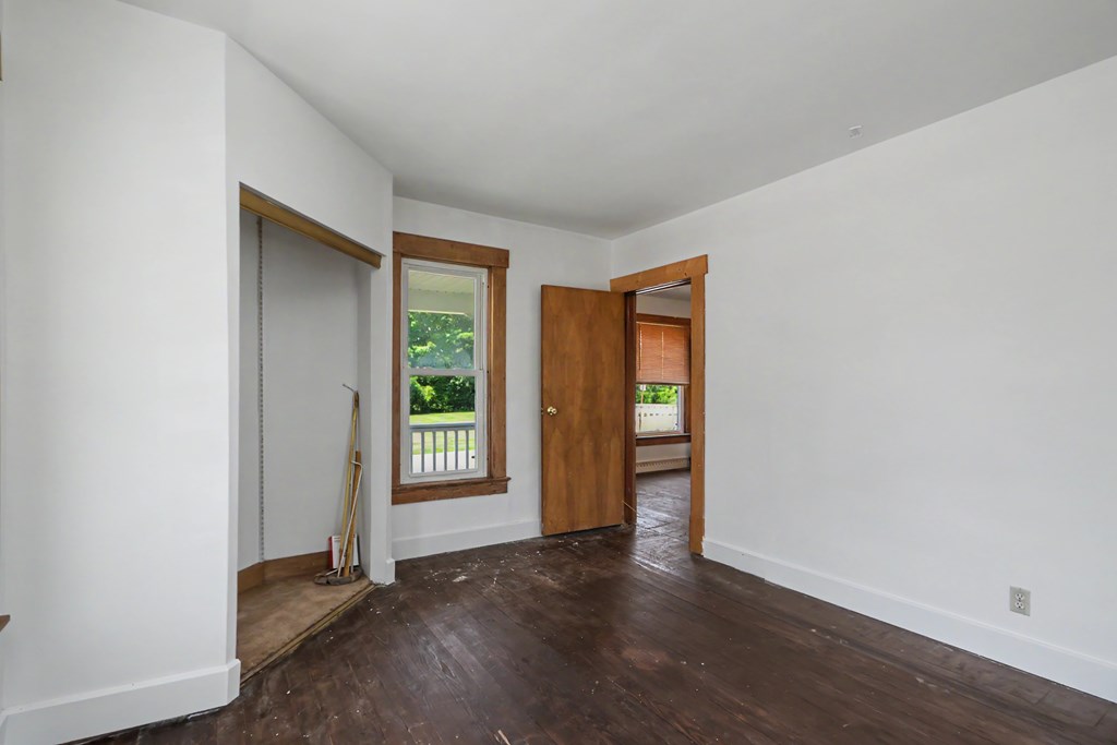 123 -123 1/2 East Main Street, Lexington, Ohio 44904, 4 Bedrooms Bedrooms, ,Residential Income,For Sale,-123 1/2 East Main Street,20100278