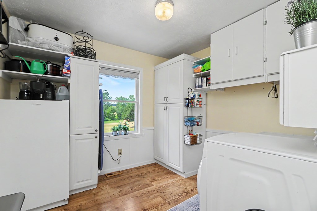 3620 Middle Bellville Road, Lexington, Ohio 44904, 3 Bedrooms Bedrooms, ,3 BathroomsBathrooms,Residential,For Sale,Middle Bellville Road,20100287 3620 Middle Bellville Road, Lexington, Ohio 44904, 3 Bedrooms Bedrooms, ,3 BathroomsBathrooms,Residential,For Sale,Middle Bellville Road,20100287