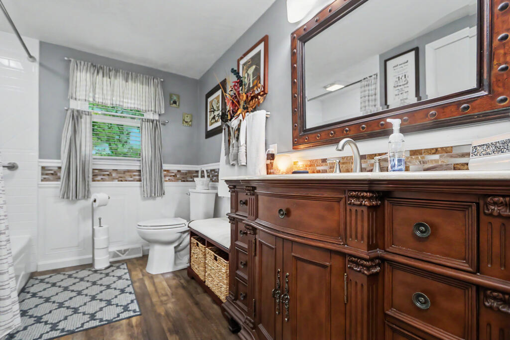 1232 Walcrest Drive, Ontario, Ohio 44906, 3 Bedrooms Bedrooms, ,2 BathroomsBathrooms,Residential,For Sale,Walcrest Drive,20100300 1232 Walcrest Drive, Ontario, Ohio 44906, 3 Bedrooms Bedrooms, ,2 BathroomsBathrooms,Residential,For Sale,Walcrest Drive,20100300