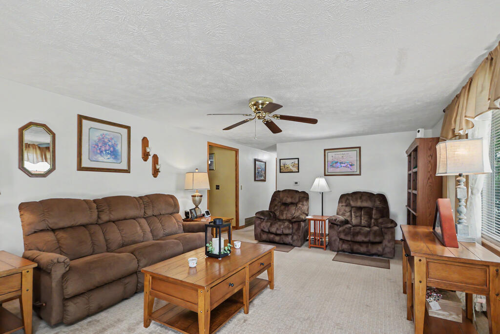 1232 Walcrest Drive, Ontario, Ohio 44906, 3 Bedrooms Bedrooms, ,2 BathroomsBathrooms,Residential,For Sale,Walcrest Drive,20100300 1232 Walcrest Drive, Ontario, Ohio 44906, 3 Bedrooms Bedrooms, ,2 BathroomsBathrooms,Residential,For Sale,Walcrest Drive,20100300