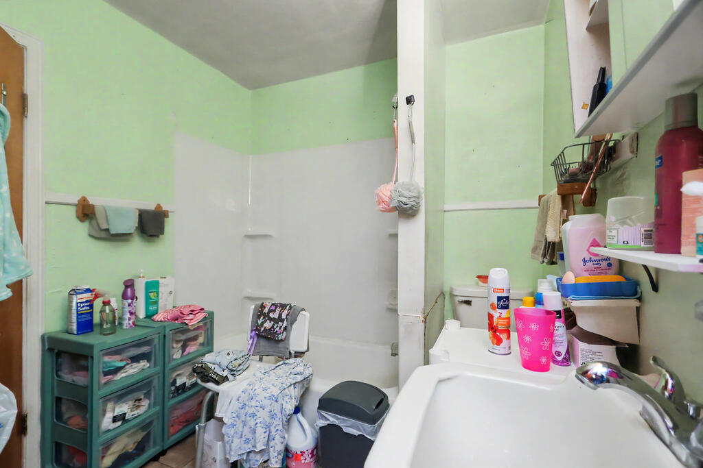 416 5th Avenue, Mansfield, Ohio 44905, 3 Bedrooms Bedrooms, ,2 BathroomsBathrooms,Residential,For Sale,5th Avenue,20100302 416 5th Avenue, Mansfield, Ohio 44905, 3 Bedrooms Bedrooms, ,2 BathroomsBathrooms,Residential,For Sale,5th Avenue,20100302