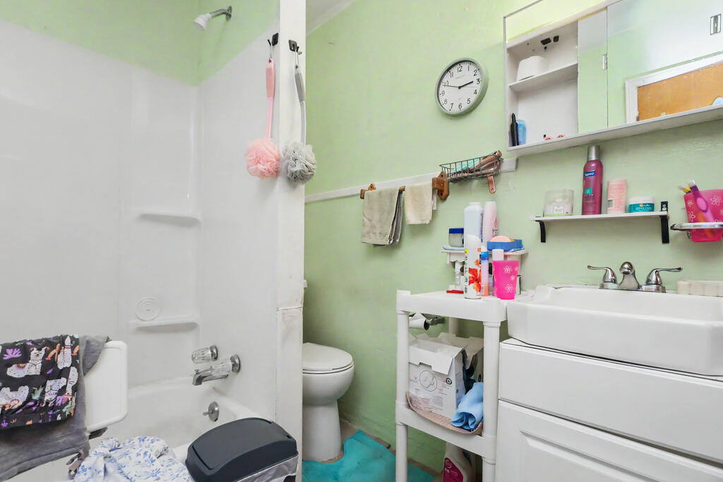 416 5th Avenue, Mansfield, Ohio 44905, 3 Bedrooms Bedrooms, ,2 BathroomsBathrooms,Residential,For Sale,5th Avenue,20100302 416 5th Avenue, Mansfield, Ohio 44905, 3 Bedrooms Bedrooms, ,2 BathroomsBathrooms,Residential,For Sale,5th Avenue,20100302