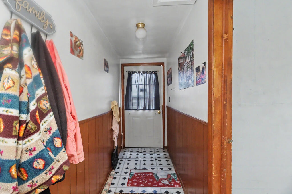 416 5th Avenue, Mansfield, Ohio 44905, 3 Bedrooms Bedrooms, ,2 BathroomsBathrooms,Residential,For Sale,5th Avenue,20100302 416 5th Avenue, Mansfield, Ohio 44905, 3 Bedrooms Bedrooms, ,2 BathroomsBathrooms,Residential,For Sale,5th Avenue,20100302
