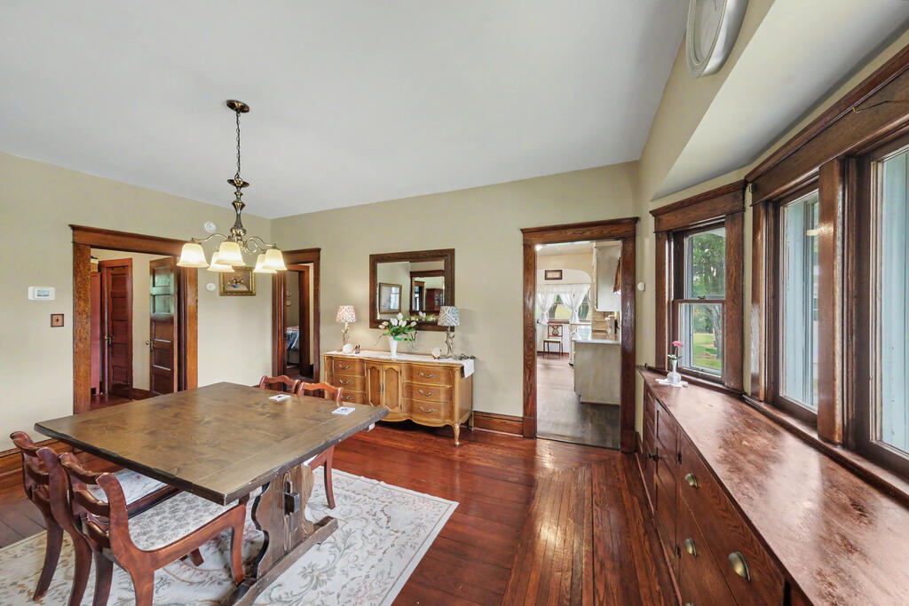 820 West Perry Street, Bucyrus, Ohio 44820, 5 Bedrooms Bedrooms, ,2 BathroomsBathrooms,Residential,For Sale,West Perry Street,20100307 820 West Perry Street, Bucyrus, Ohio 44820, 5 Bedrooms Bedrooms, ,2 BathroomsBathrooms,Residential,For Sale,West Perry Street,20100307