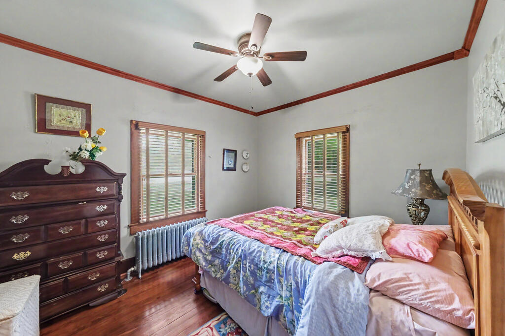 820 West Perry Street, Bucyrus, Ohio 44820, 5 Bedrooms Bedrooms, ,2 BathroomsBathrooms,Residential,For Sale,West Perry Street,20100307 820 West Perry Street, Bucyrus, Ohio 44820, 5 Bedrooms Bedrooms, ,2 BathroomsBathrooms,Residential,For Sale,West Perry Street,20100307