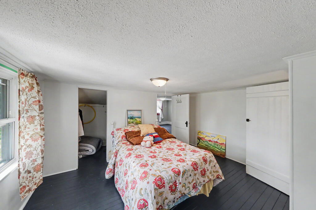 820 West Perry Street, Bucyrus, Ohio 44820, 5 Bedrooms Bedrooms, ,2 BathroomsBathrooms,Residential,For Sale,West Perry Street,20100307 820 West Perry Street, Bucyrus, Ohio 44820, 5 Bedrooms Bedrooms, ,2 BathroomsBathrooms,Residential,For Sale,West Perry Street,20100307